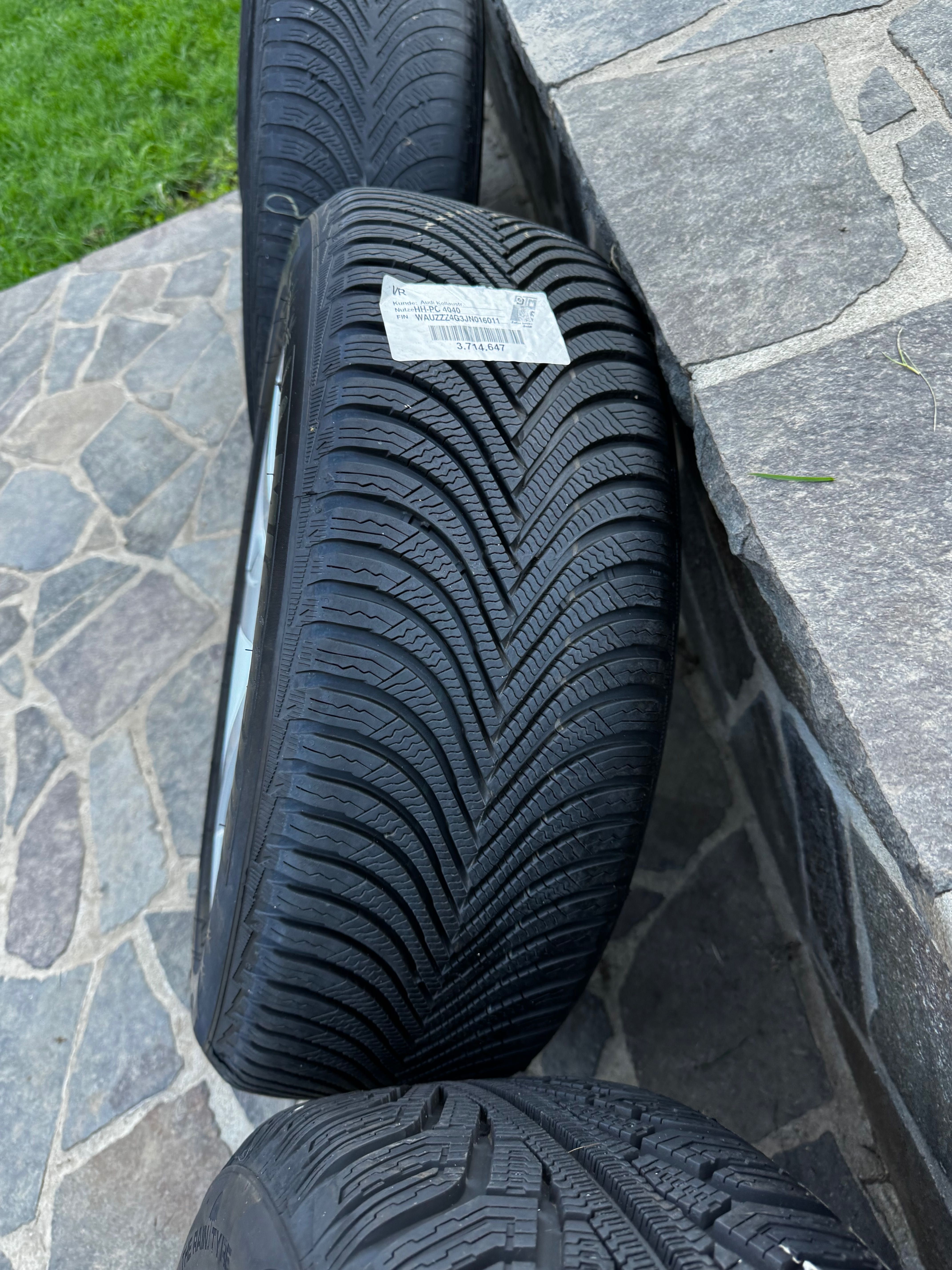 Anvelope IARNA 225/55/17 cu jante originale 5x112 Volkswagen AUDI Skod