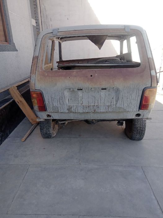 Нива кузов урбан килинган
