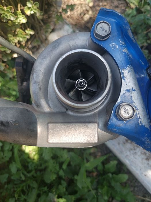 Vând turbină Opel Astra H 1.7 cdti,101 cai