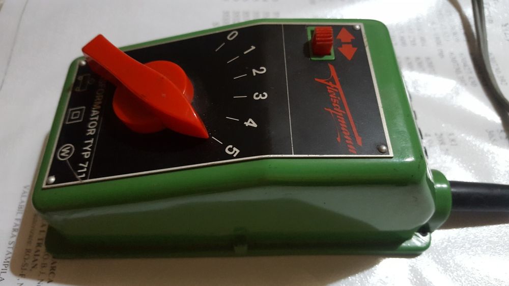 Revista si alimentator trenulet electric Heischmann Marklin