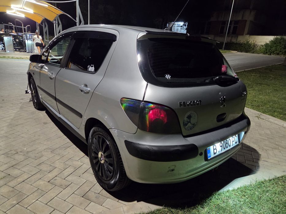 Peugeot 307 1.6  бензин