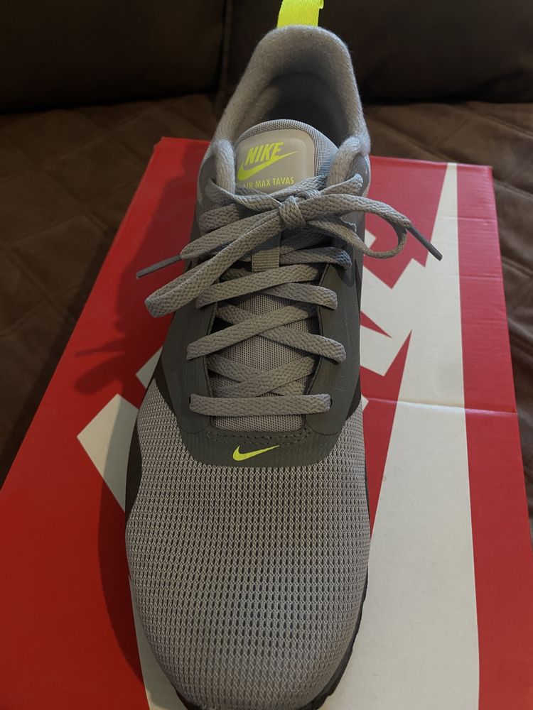 Nike Air Max Tavas