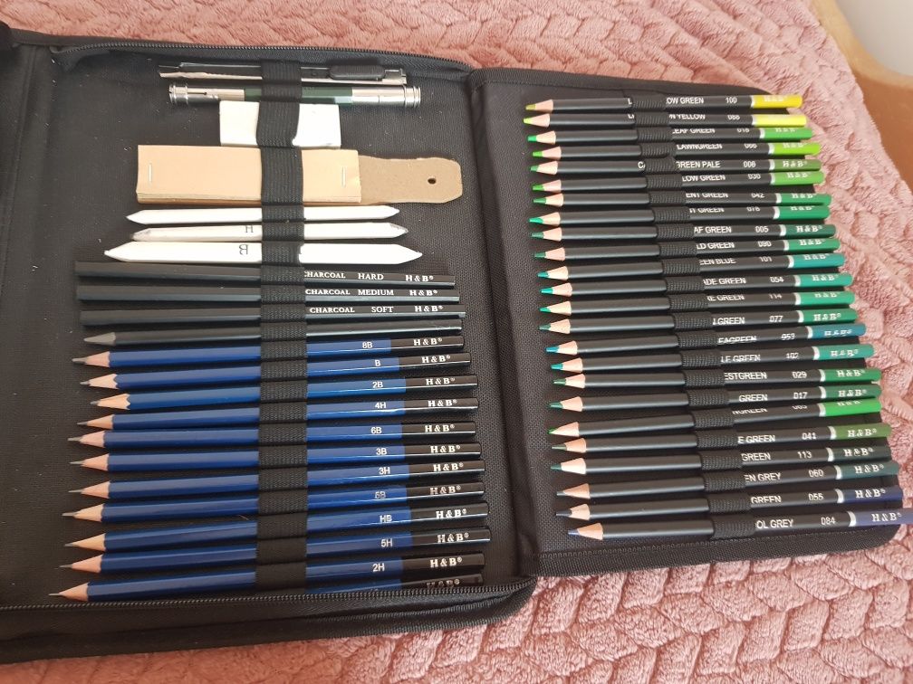 Set de creioane colorate pentru desen, schite, 148 de elemente