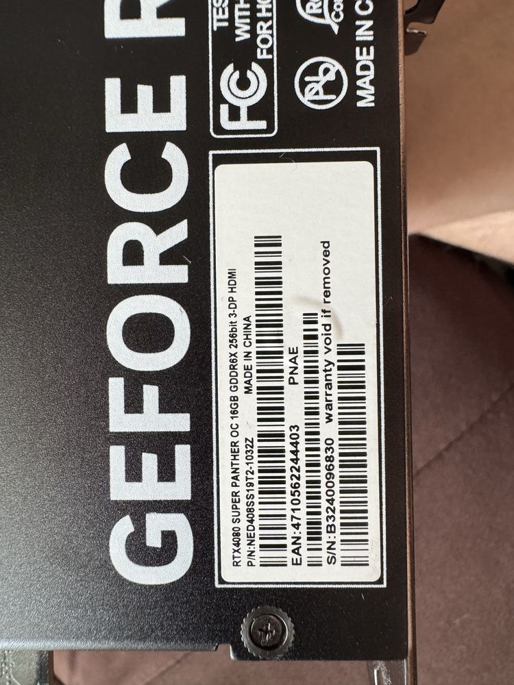 Продам видеокарту GeForce RTX 4080 super