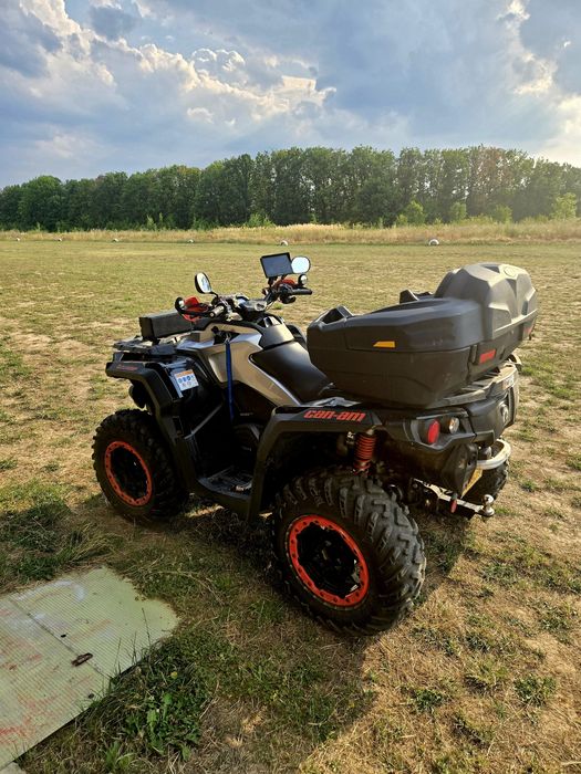 Canam Outlander bombardier