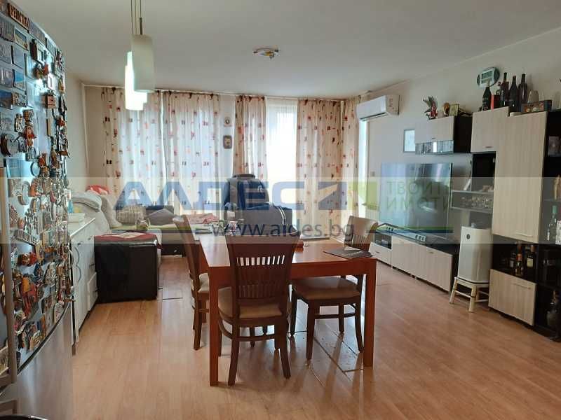 Продава се Тристаен апартамент в София, Витоша - 103 кв.м за 2525 €/кв.м - Снимка #2