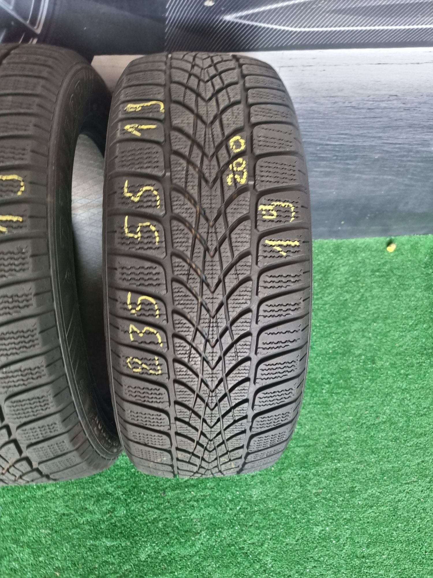 235.55.19 dunlop m+s