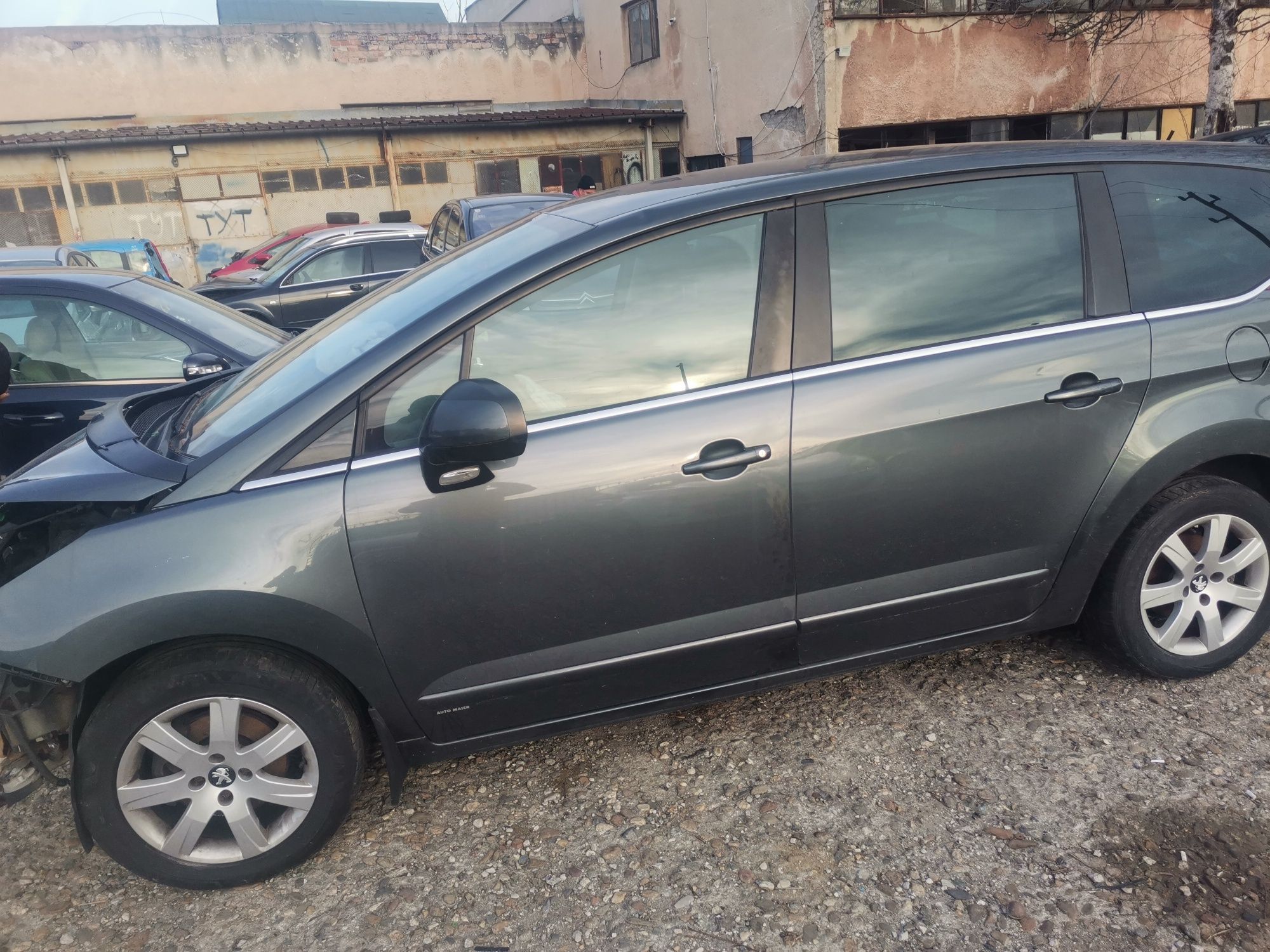 Пежо 5008 peugeot 5008 1.6hdi 109кс 9HZ (DV6TED4) за части