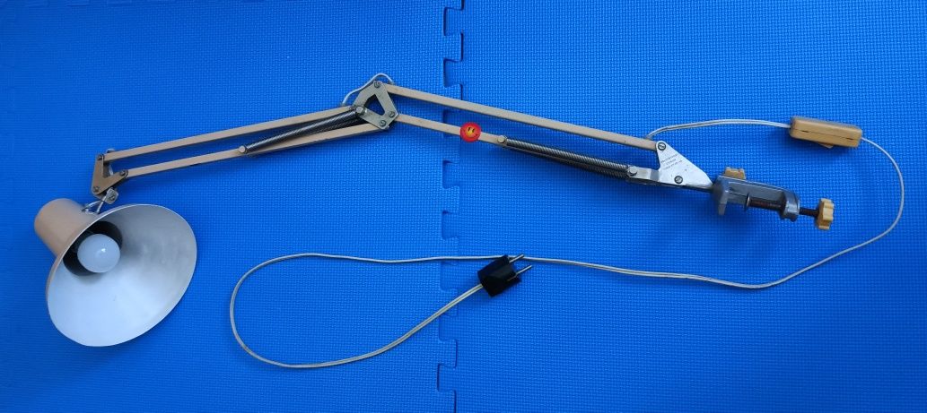 ретро метална лампа с чупещо рамо за бюро E27