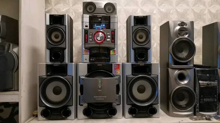 Malaysia sony mhc gn1200d hamma joyi ishlaydi bass kuchli