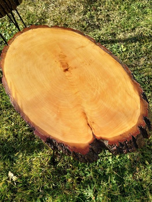 Măsuță de lemn masiv