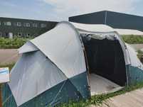 Cort camping 4 Persoane, 2 Camere, - produs resigilat (nou) Decathlon