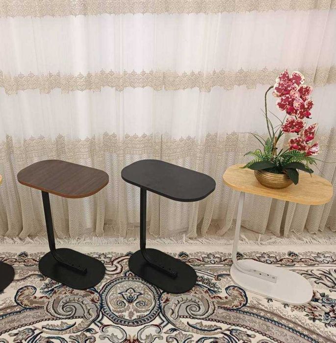 Журнальный столик, прикроватный столик