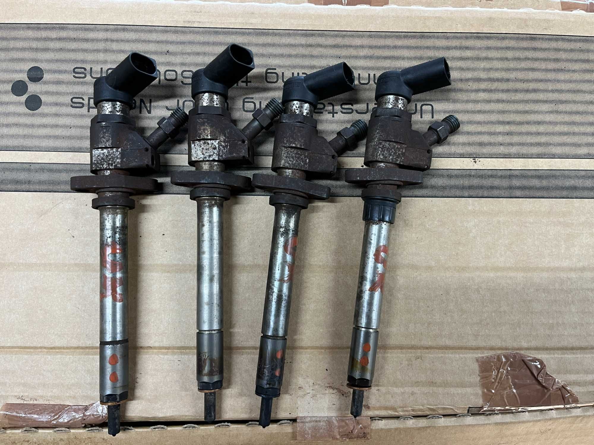 Дюзи Дюза Injector SIEMENS Peugeot 407 Citroen Ford Volvo HDI TDCI 2.0