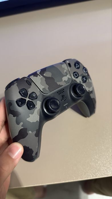PS 5 - DualSense Wireless Controller