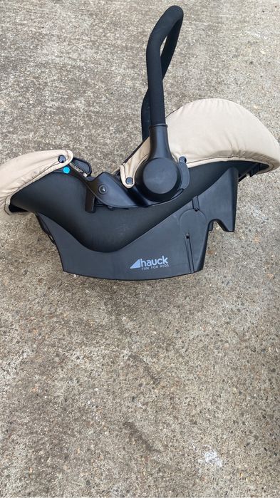 Vând cărucioare de copii