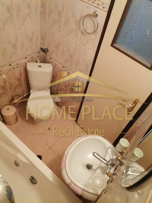 Дава се под наем Двустаен апартамент в к.к. Св.Св. Константин и Елена - 65 кв.м за 459 € - Снимка #11