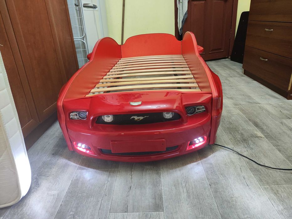 Продам детскую кровать.
