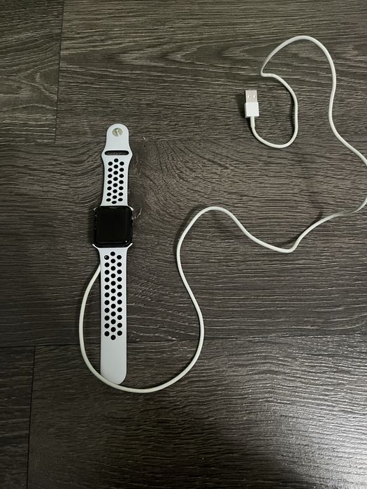 Vand apple watch seria 3 blocat pe icloud