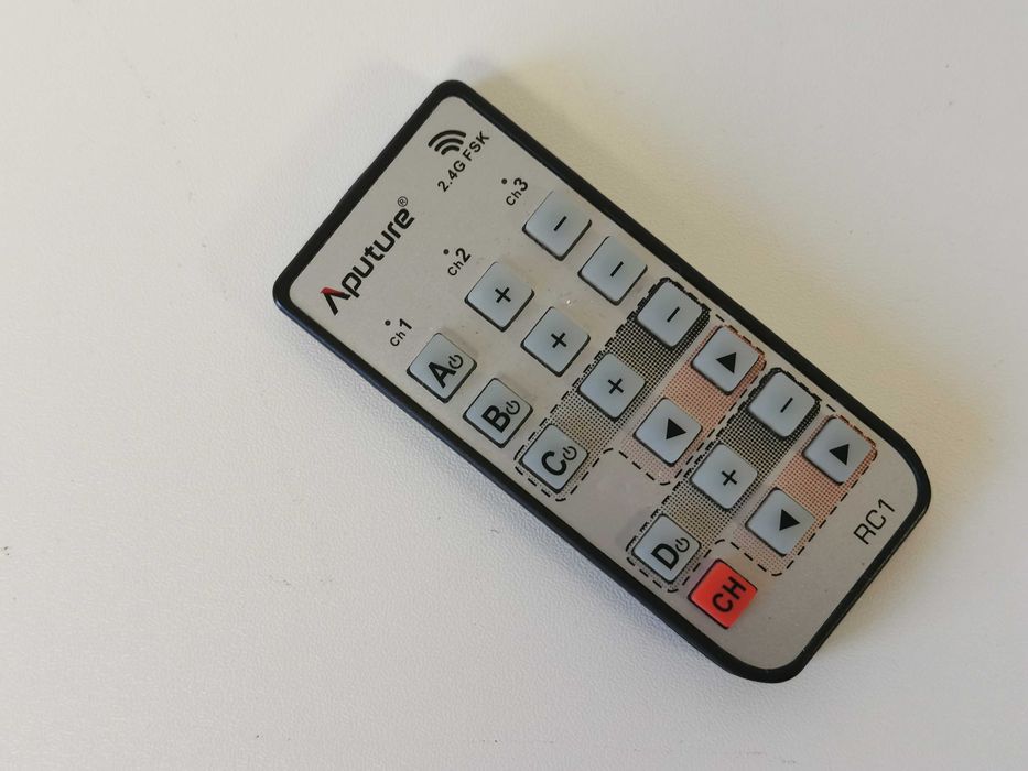 Aputure Light Storm COB 120D диодно постоянно осветление