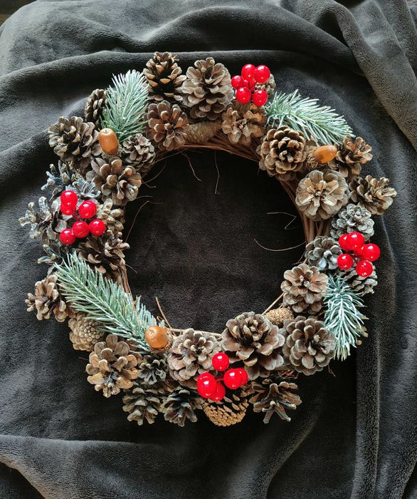 Коледни свещници и венчета ръчна изработка