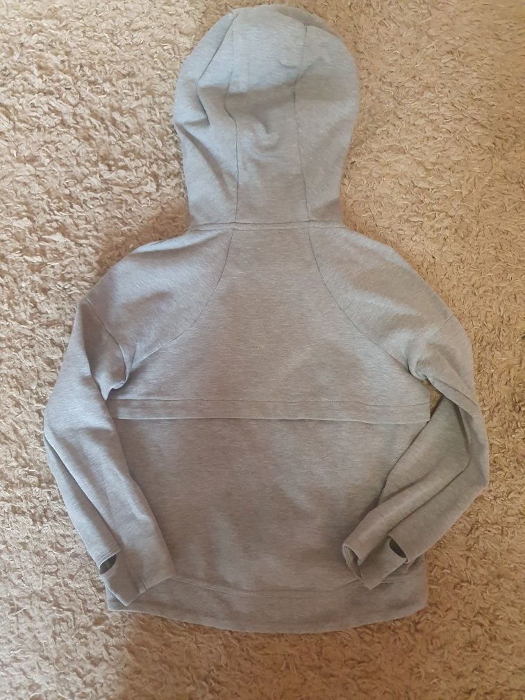 Nike tech hoody 132-146см 10-12yrs