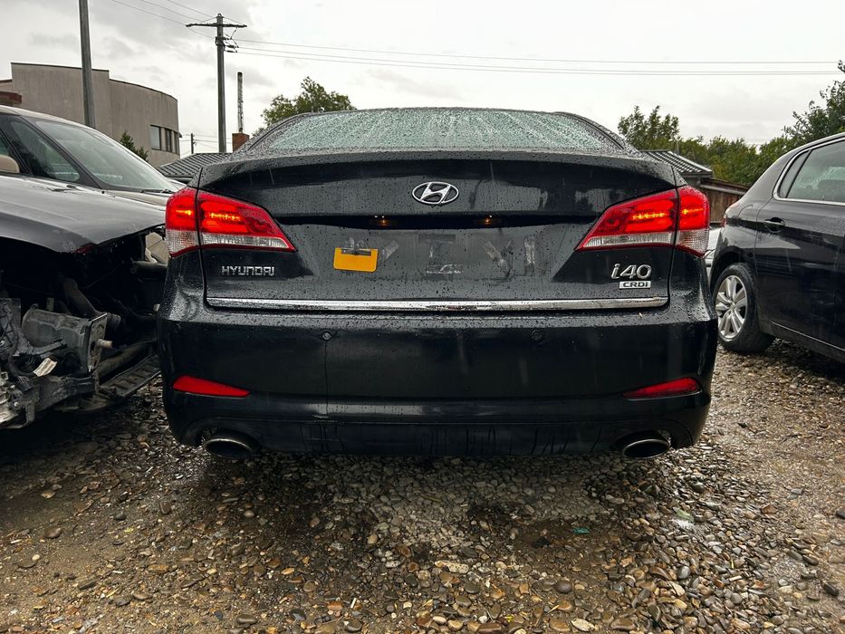 Bară spate completă Hyundai i40 limuzină 2016