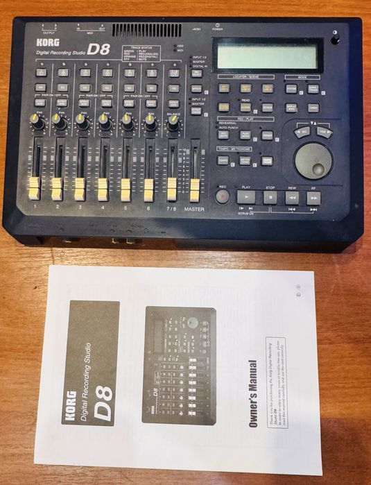 Цифровой многодорожечный рекордер KorgD8