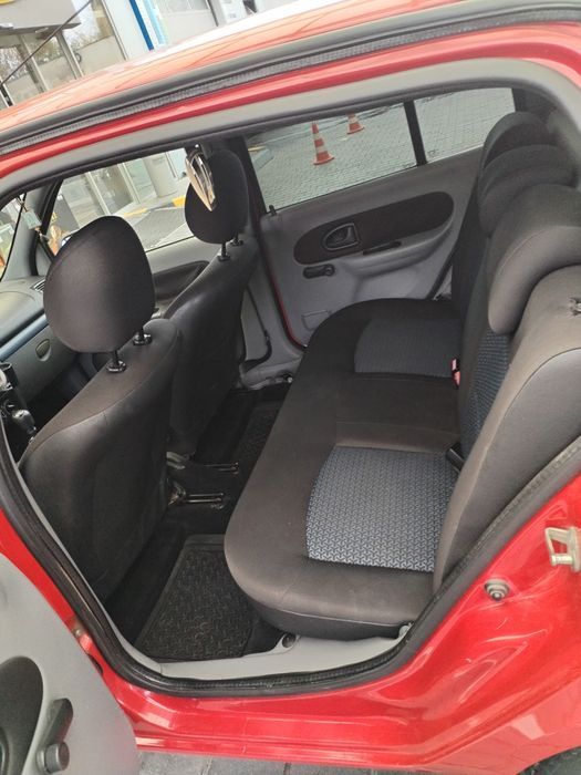 Vând Renault simbol