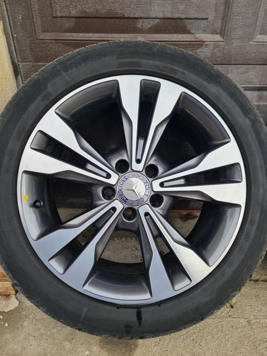 Set jante  bicolore  noi originale Mercedes R18 pentru model Vito Vian