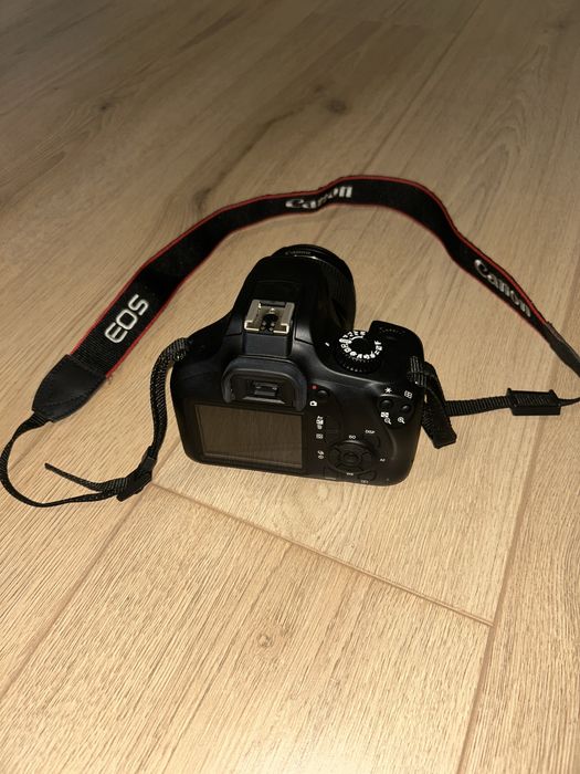 Canon EOS 4000D DSLR - Kit Complet