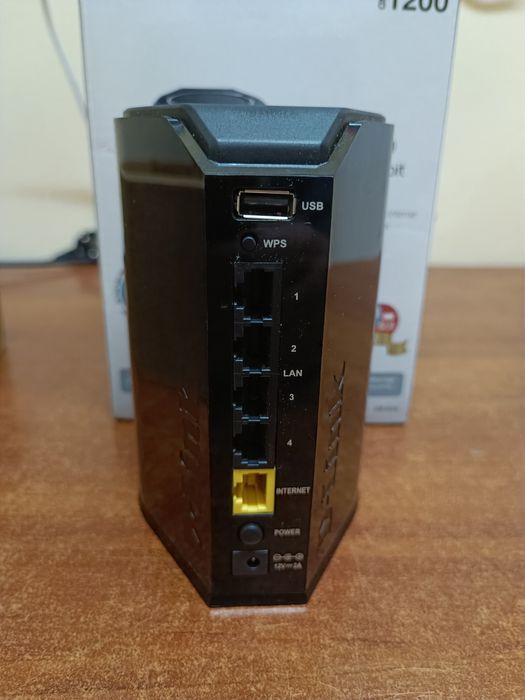 Router wireless AC 1200 D-link.