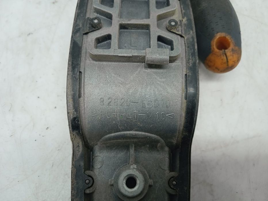 Maner exterior 8282065D10 Suzuki Grand Vitara 1  [din 1998 pana  2005