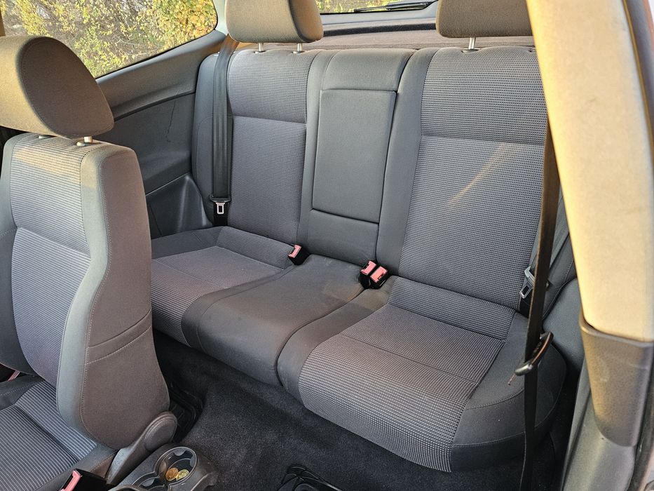 Vând Volkswagen Polo 2003