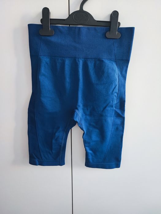 Vând colanți mărimea XS