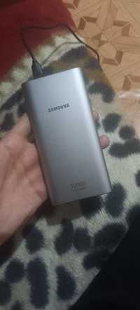 Продам повербанк Samsung