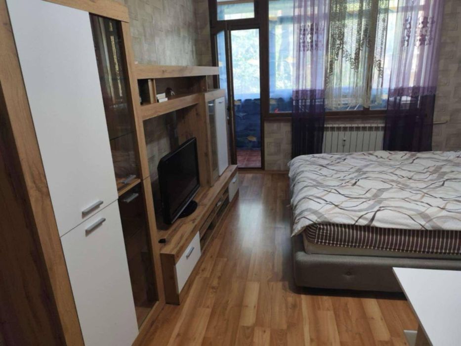 Дава се под наем Едностаен апартамент в София, Банишора - 45 кв.м за 400 € - Снимка #2