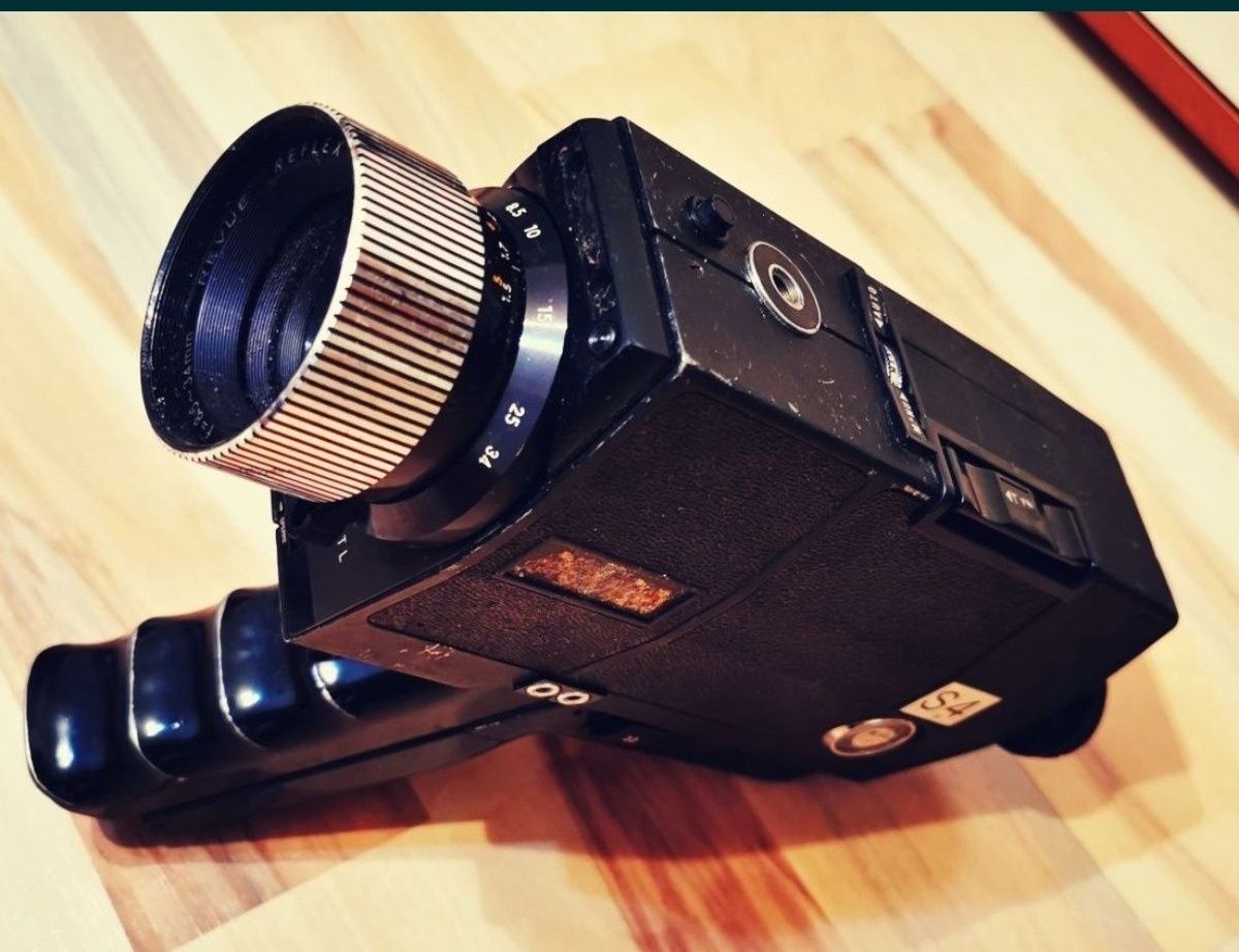Cameră video Revue Reflex Super 8 S4 retro vintage de colecție