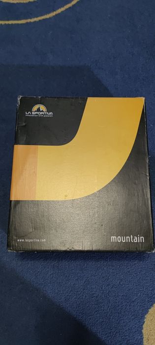 De vanzare bocanci noi nouti LA SPORTIVA TRANGO GTX marimea 42