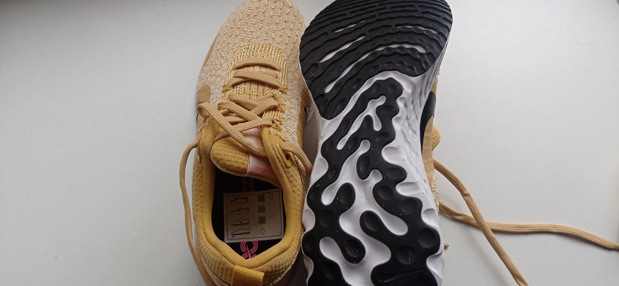 Nike React Infinity Run  35 размер новые