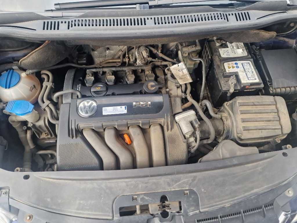 Dezmembrez VW Touran 2.0 FSI cod motor AXW 110 KW an 2005
