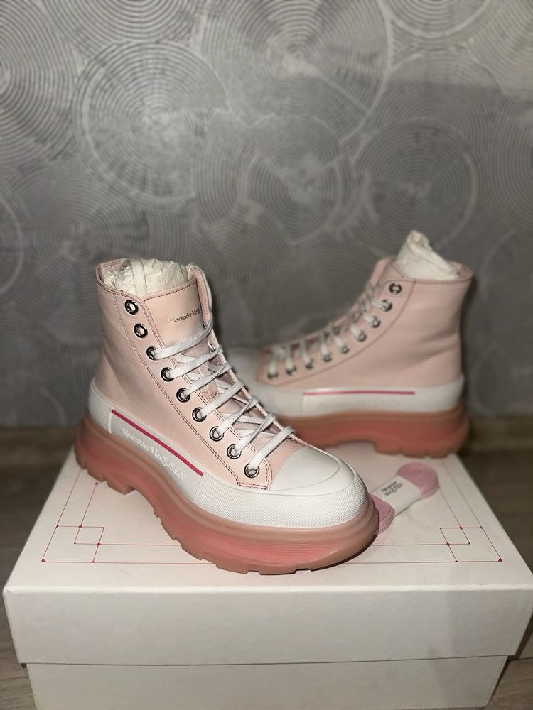 Alexander McQueen sneakers, нови, оригинални, 39 номер