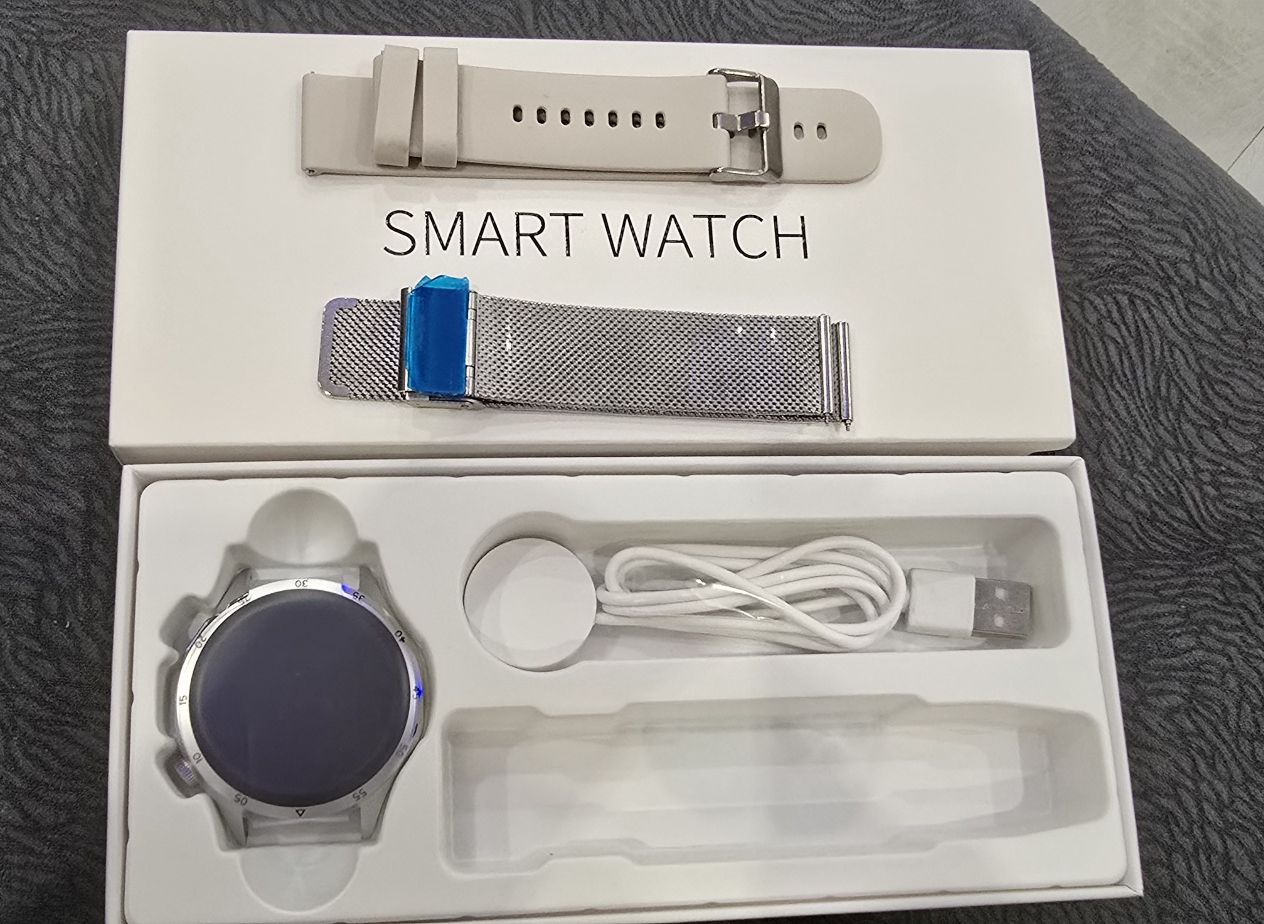 Нов Смарт часовник smart watch GT4 сив с две каишки