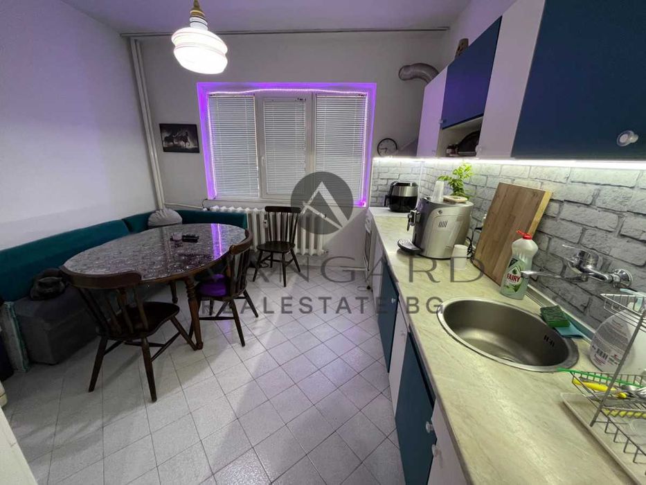 Продава се Тристаен апартамент в Пловдив, Кършияка - 96 кв.м за 1471 €/кв.м - Снимка #1