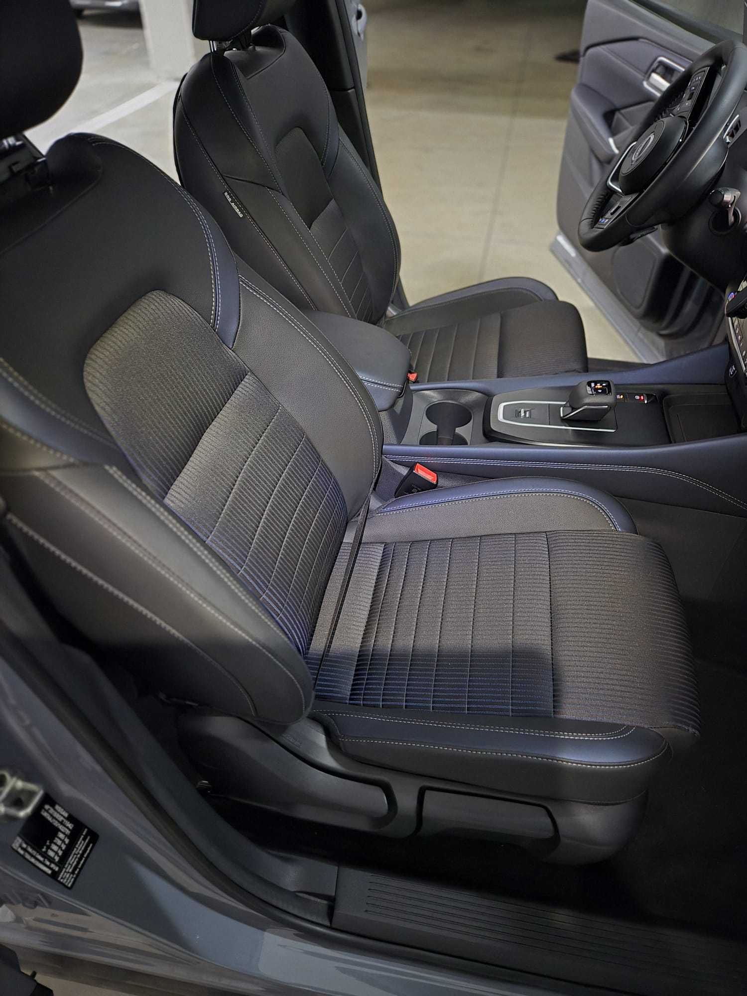 QASHQAI | Tekna Plus | 1.3 l 156CP benzină mild-hybrid duo colour