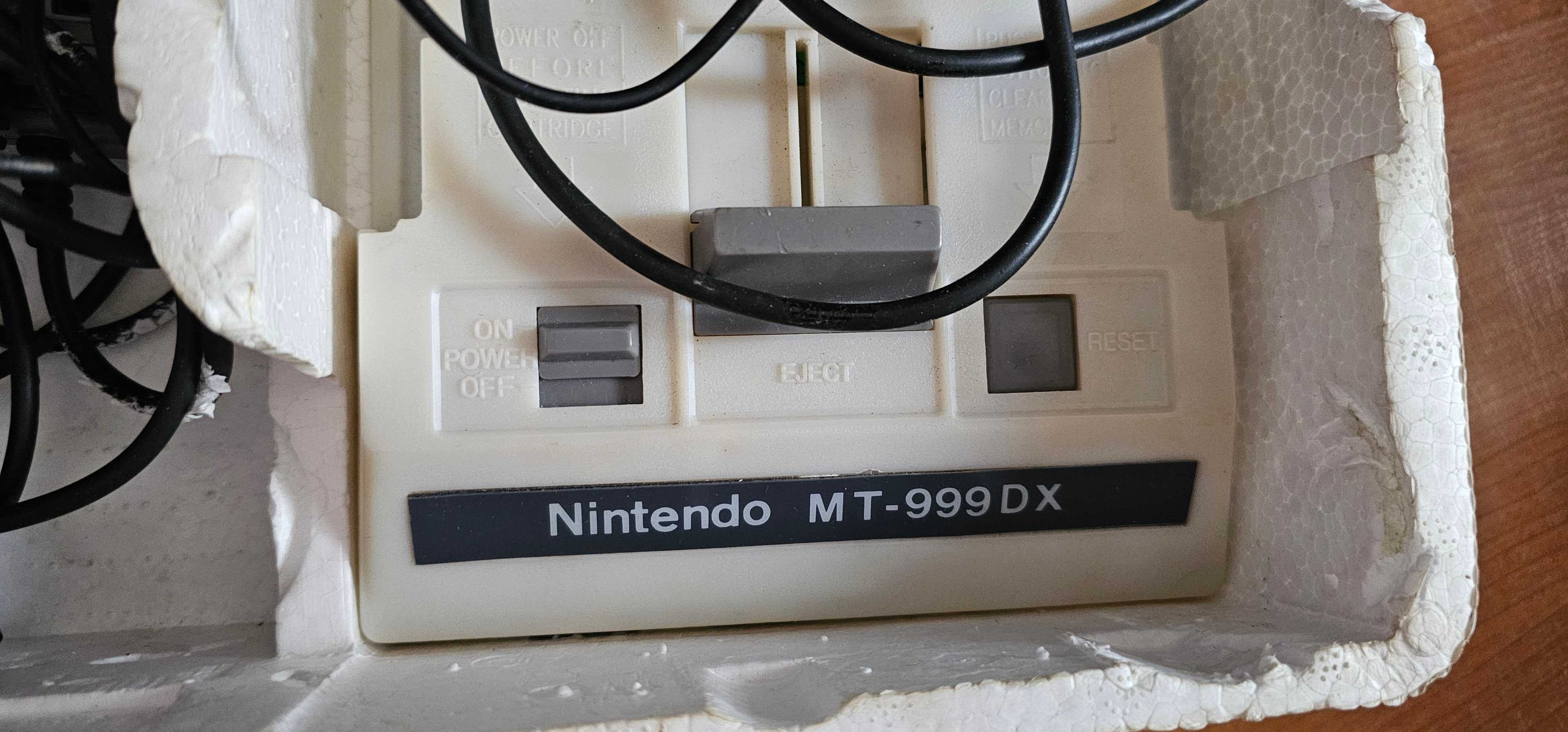 joc Vintage Nintendo MT-999DX la cutie cu accesorii