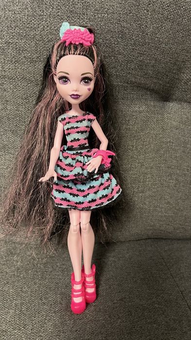 Papusa Monster High Draculaura