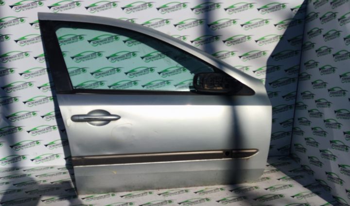 Usa fata dreapta Renault Laguna a 2-a generatie