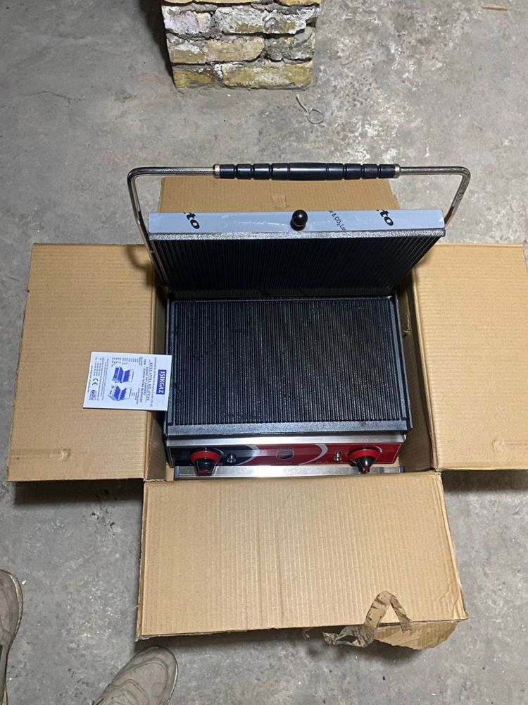Toster Silver Turkiya 16 talik 20 talik Xar xilidan Bor