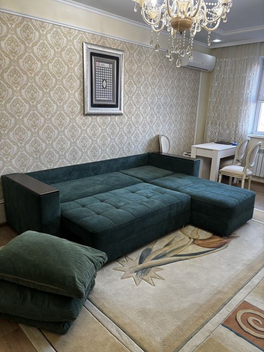 Продам Диван б/у хорошего качества